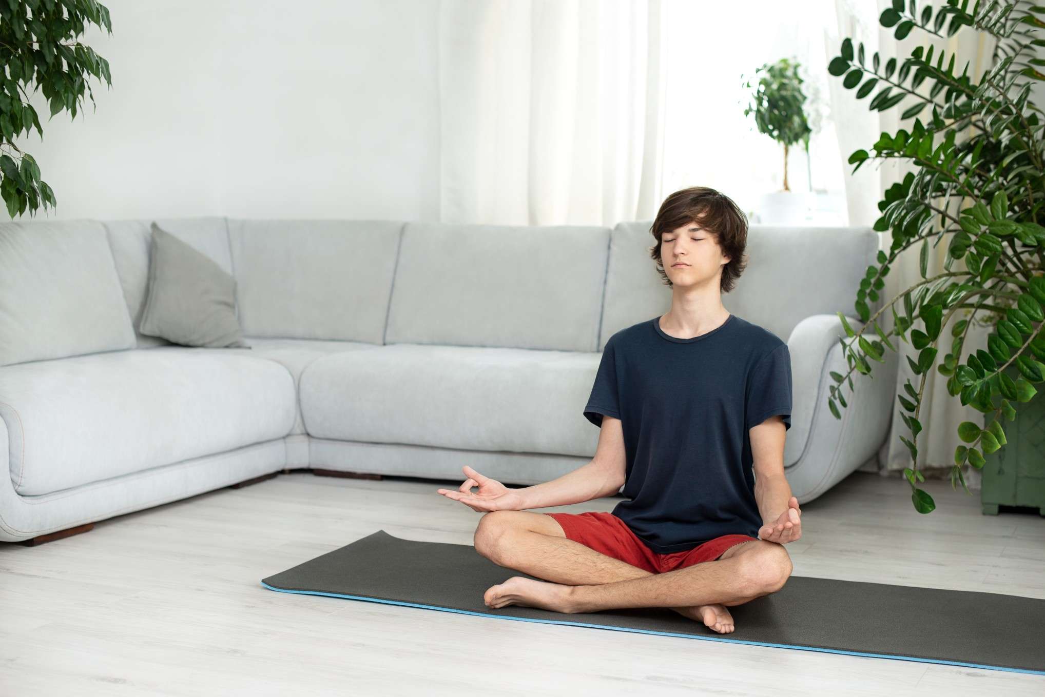 Mindfulnesstraining aan jongeren op scholen - SensZenjoy - SensZenjoy Mindfulness op school aan jongeren